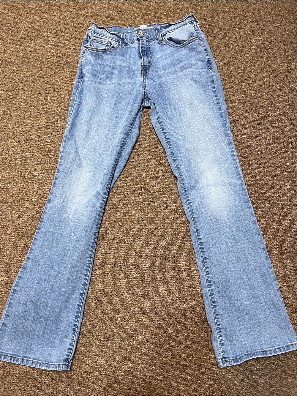 Levi's 515 Bootcut Jeans 28x32 light blue wash jeans silver embroidery on pocket